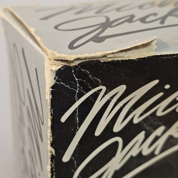 Vintage 1984 Michael Jackson Superstar Of The 80's Grammy Awards Outfit Poseable - Picture 3 of 11